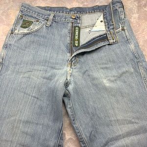 Cinch 33×34 Green Label Boot Cut Light Wash Jeans